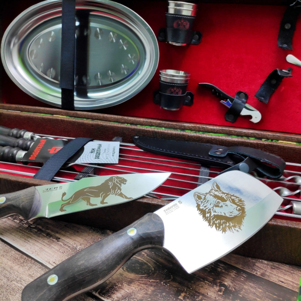 Набор для шашлыка и гриля в чемодане Кизляр Царский №8, 16 предметов